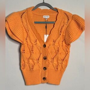 VIGOSS NWT Flutter Short Sleeve Button Front Sweater In Mango Size Medium